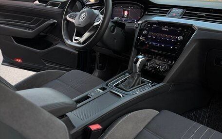 Volkswagen Passat B8 рестайлинг, 2020 год, 2 790 000 рублей, 21 фотография