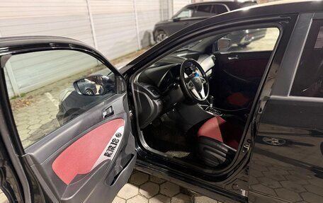 Hyundai Solaris II рестайлинг, 2011 год, 640 000 рублей, 10 фотография