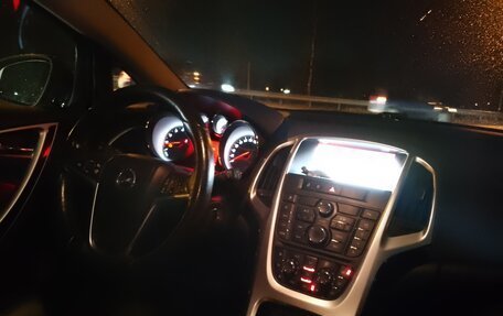 Opel Astra J, 2014 год, 400 000 рублей, 5 фотография