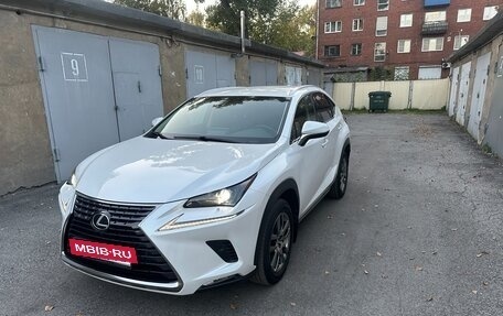 Lexus NX I, 2019 год, 3 900 000 рублей, 3 фотография