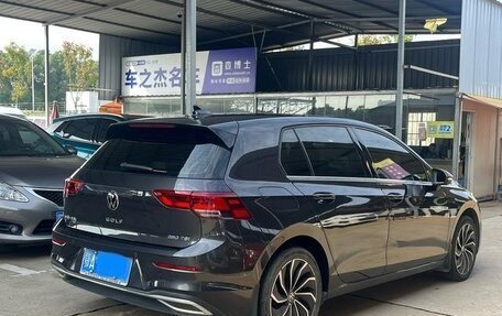 Volkswagen Golf VIII, 2021 год, 1 718 605 рублей, 4 фотография