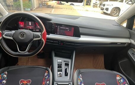 Volkswagen Golf VIII, 2021 год, 1 718 605 рублей, 9 фотография