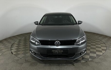 Volkswagen Jetta VI, 2011 год, 900 000 рублей, 2 фотография