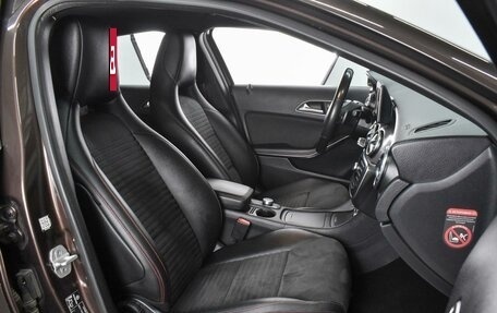 Mercedes-Benz GLA, 2015 год, 1 698 000 рублей, 8 фотография