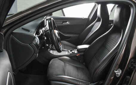 Mercedes-Benz GLA, 2015 год, 1 698 000 рублей, 10 фотография