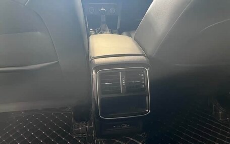 Volkswagen Passat B8 рестайлинг, 2022 год, 1 500 000 рублей, 17 фотография