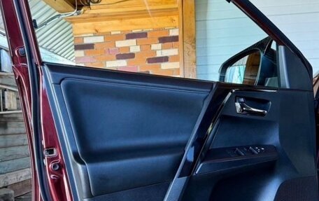 Toyota RAV4, 2018 год, 2 600 000 рублей, 13 фотография