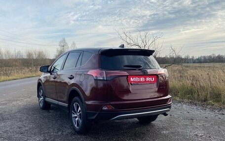 Toyota RAV4, 2018 год, 2 600 000 рублей, 7 фотография