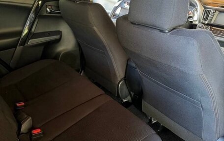 Toyota RAV4, 2018 год, 2 600 000 рублей, 40 фотография