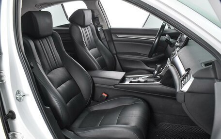 Honda Accord IX рестайлинг, 2021 год, 2 650 000 рублей, 8 фотография