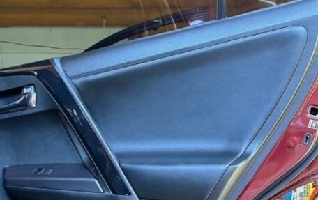 Toyota RAV4, 2018 год, 2 600 000 рублей, 38 фотография