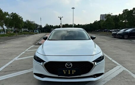 Mazda 3, 2024 год, 2 200 000 рублей, 2 фотография