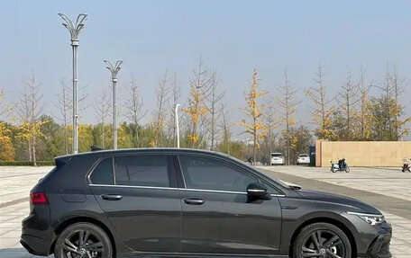 Volkswagen Golf VIII, 2022 год, 1 693 555 рублей, 4 фотография