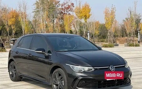 Volkswagen Golf VIII, 2022 год, 1 693 555 рублей, 3 фотография