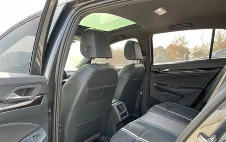 Volkswagen Golf VIII, 2022 год, 1 693 555 рублей, 9 фотография