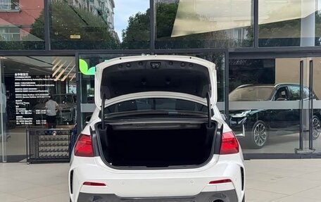 BMW 1 серия, 2024 год, 2 200 000 рублей, 6 фотография