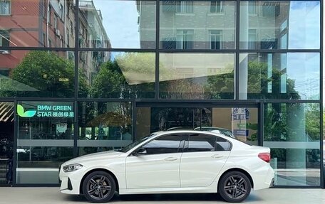 BMW 1 серия, 2024 год, 2 200 000 рублей, 7 фотография