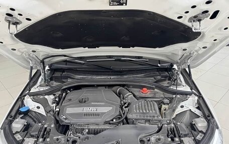 BMW 1 серия, 2024 год, 2 200 000 рублей, 14 фотография