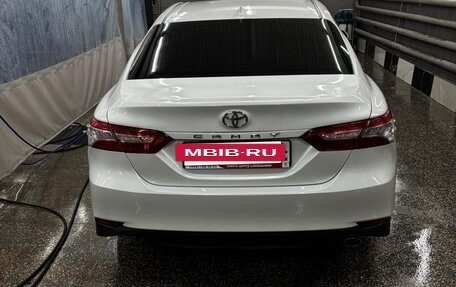 Toyota Camry, 2018 год, 3 300 000 рублей, 5 фотография