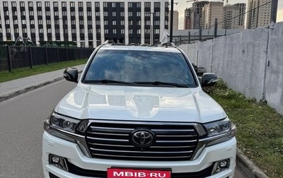 Toyota Land Cruiser 200, 2018 год, 9 300 000 рублей, 1 фотография