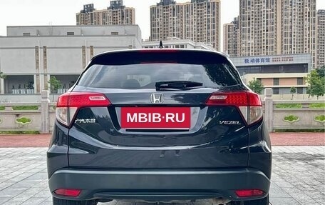 Honda Vezel, 2022 год, 1 400 000 рублей, 5 фотография