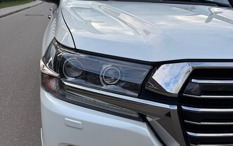 Toyota Land Cruiser 200, 2018 год, 9 300 000 рублей, 5 фотография