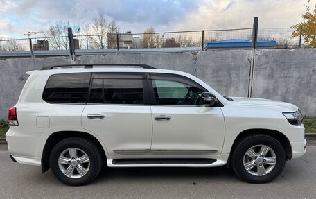Toyota Land Cruiser 200, 2018 год, 9 300 000 рублей, 6 фотография