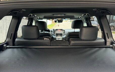 Toyota Land Cruiser 200, 2018 год, 9 300 000 рублей, 15 фотография