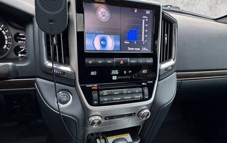 Toyota Land Cruiser 200, 2018 год, 9 300 000 рублей, 18 фотография