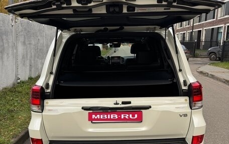 Toyota Land Cruiser 200, 2018 год, 9 300 000 рублей, 14 фотография