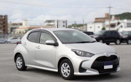 Toyota Yaris, 2021 год, 960 001 рублей, 1 фотография