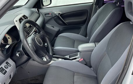 Toyota RAV4, 2001 год, 750 000 рублей, 8 фотография