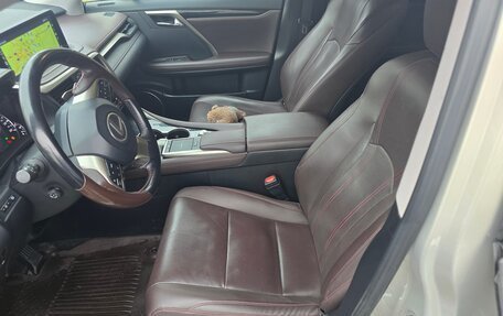 Lexus RX IV рестайлинг, 2021 год, 5 200 000 рублей, 8 фотография