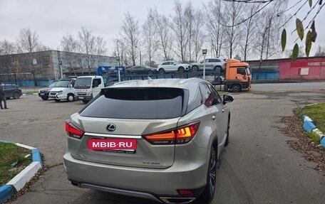 Lexus RX IV рестайлинг, 2021 год, 5 200 000 рублей, 6 фотография