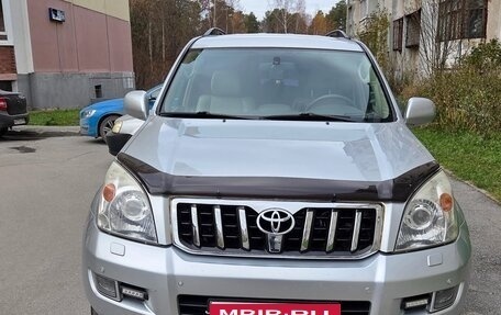 Toyota Land Cruiser Prado 120 рестайлинг, 2006 год, 1 980 000 рублей, 1 фотография