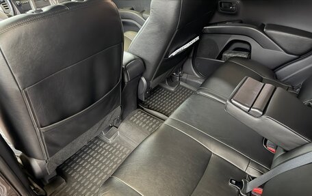 Mitsubishi Outlander III рестайлинг 3, 2010 год, 1 580 000 рублей, 16 фотография