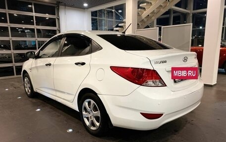 Hyundai Solaris II рестайлинг, 2013 год, 680 000 рублей, 5 фотография