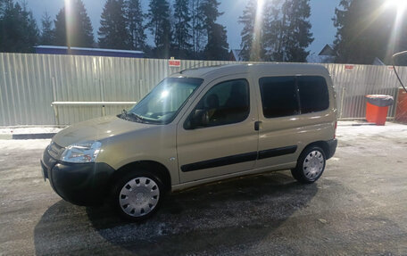 Citroen Berlingo II рестайлинг, 2010 год, 800 000 рублей, 1 фотография