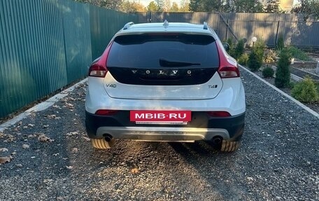 Volvo V40 Cross Country I, 2017 год, 2 450 000 рублей, 4 фотография