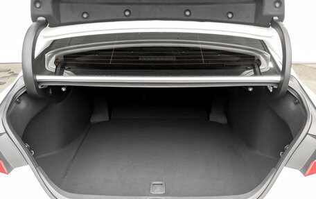 Toyota Camry, 2023 год, 3 725 000 рублей, 10 фотография