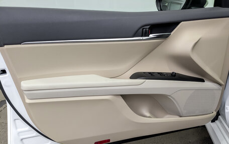 Toyota Camry, 2023 год, 3 725 000 рублей, 19 фотография