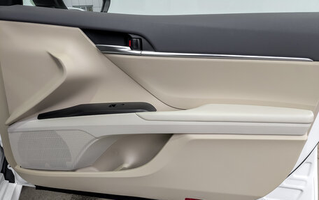 Toyota Camry, 2023 год, 3 725 000 рублей, 23 фотография