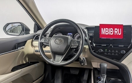 Toyota Camry, 2023 год, 3 725 000 рублей, 29 фотография