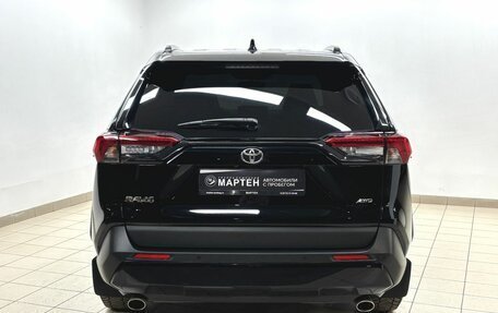 Toyota RAV4, 2019 год, 3 598 000 рублей, 5 фотография