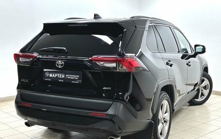 Toyota RAV4, 2019 год, 3 598 000 рублей, 4 фотография