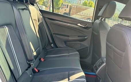 Volkswagen Golf VIII, 2023 год, 2 080 143 рублей, 9 фотография