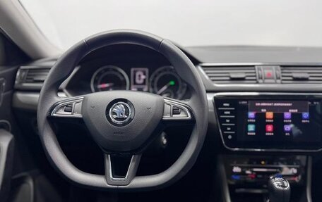 Skoda Superb III рестайлинг, 2021 год, 1 660 000 рублей, 10 фотография