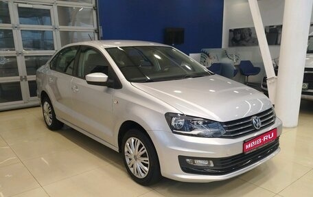 Volkswagen Polo VI (EU Market), 2015 год, 889 900 рублей, 1 фотография