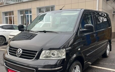 Volkswagen Multivan T5, 2007 год, 3 000 000 рублей, 1 фотография