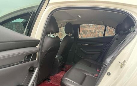 Mazda 3, 2022 год, 1 600 605 рублей, 12 фотография